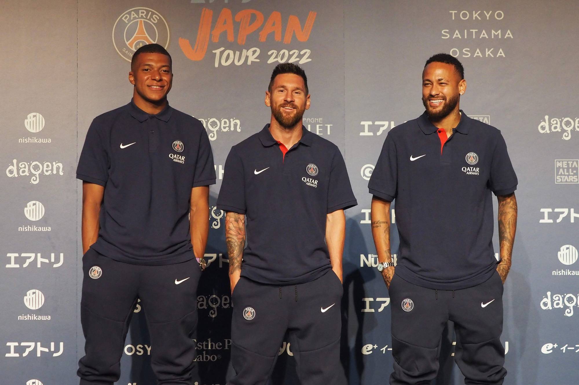 AJMEDIA English PSG arrive in Japan for threegame tour